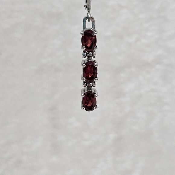 3 Stone, Natural Garnet earrings in stainless steel. - Picture 3 of 5